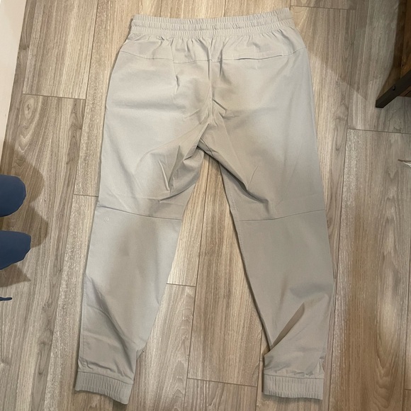 Lululemon Men’s ABC Joggers - Picture 2 of 2